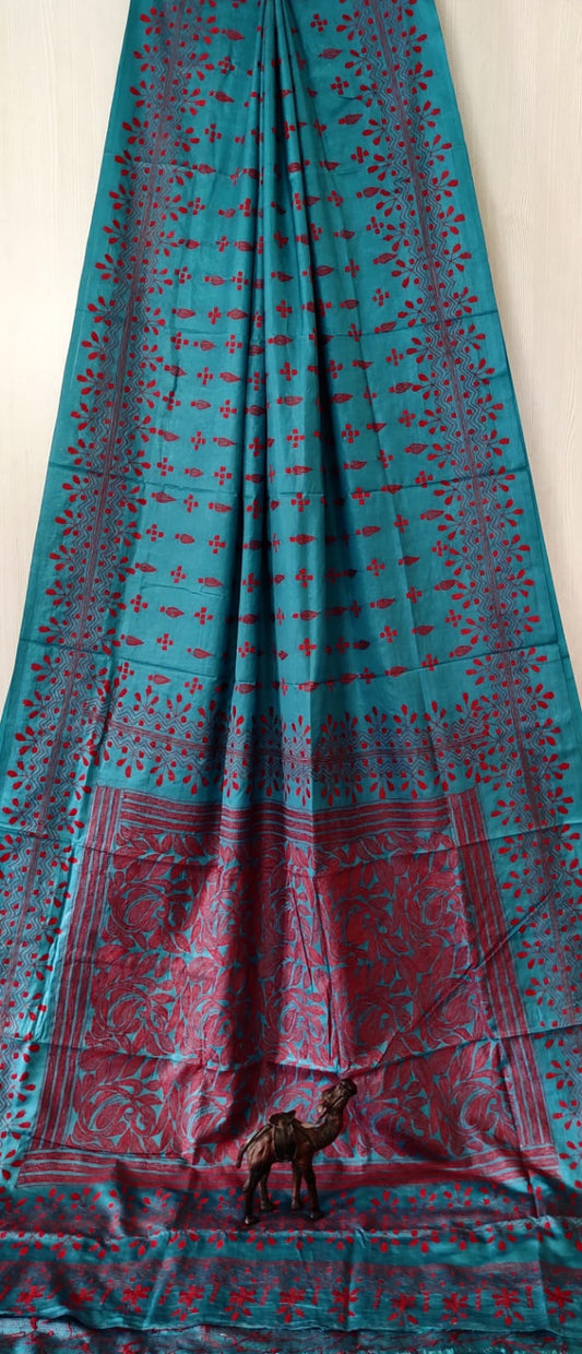Beautiful kantha work on blended Bangalore silk

With kantha stich work bp