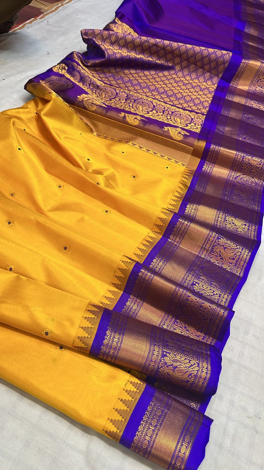 Authentic handwoven pure silk Gadwal