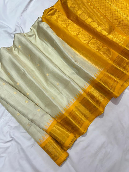 Garvit | Pure Pattu Gadwal