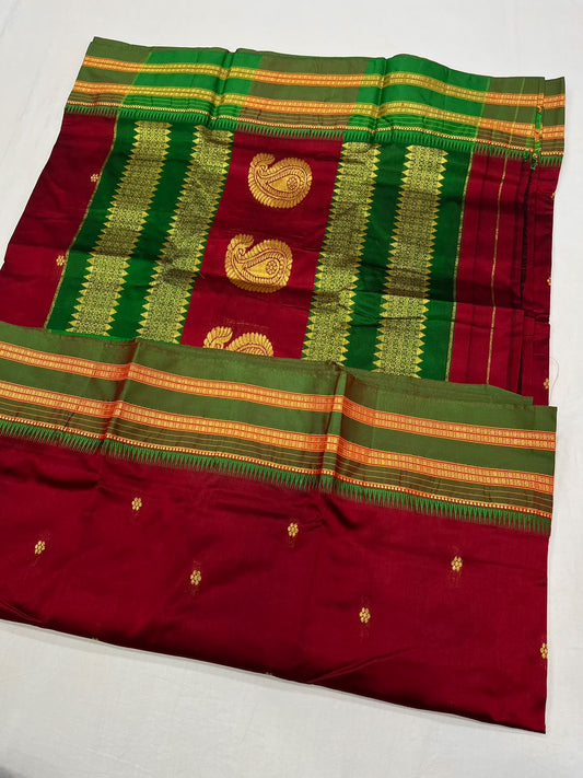 *Narayanpeth silk saree*
Running blouse 
Shoulder butti 
Pure silk
*Price: 6300/- + ship*