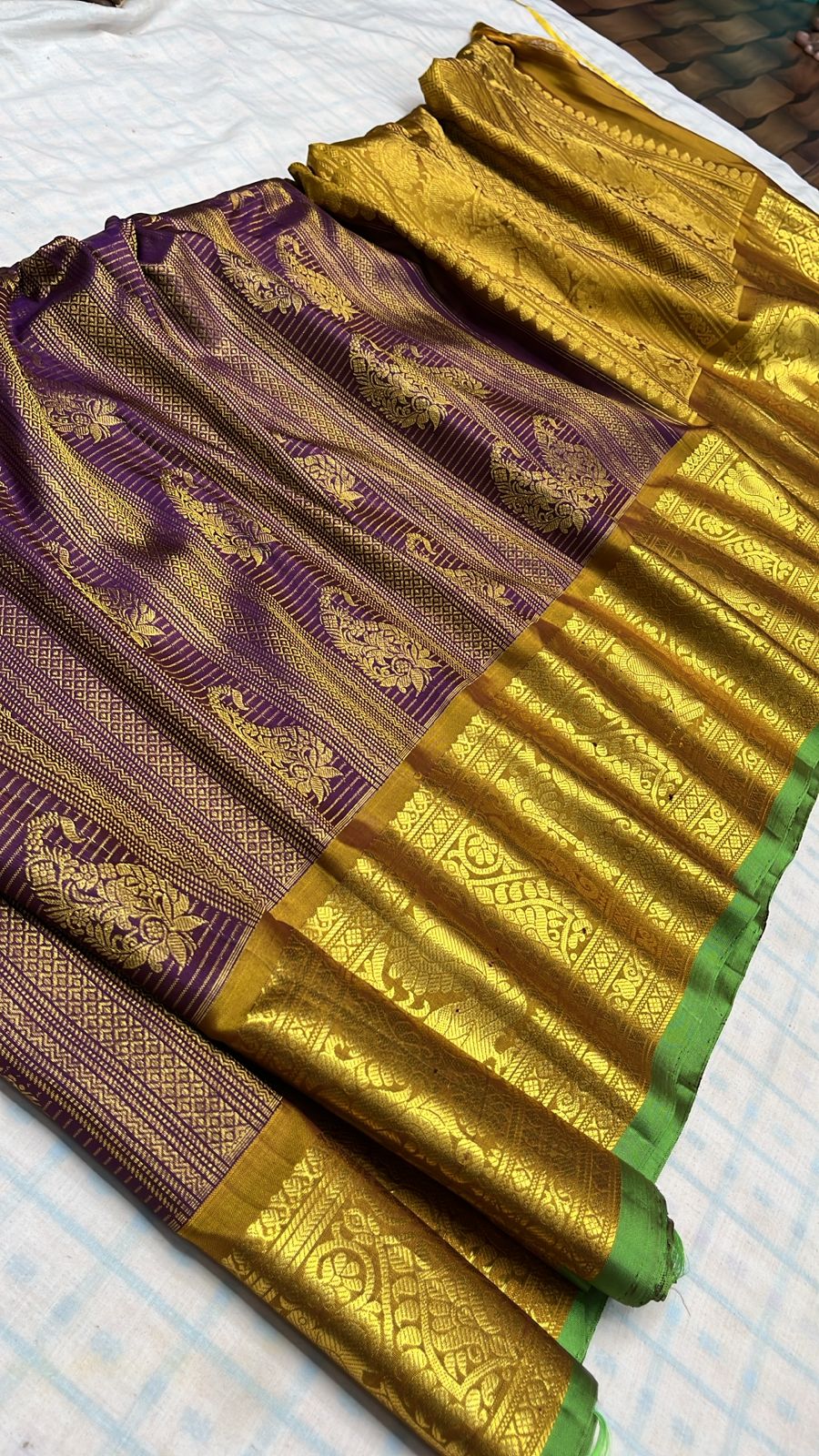 ✨✨Pure Gadwal Traditional
          Border Brocade 
          Pattu Sarees ✨✨