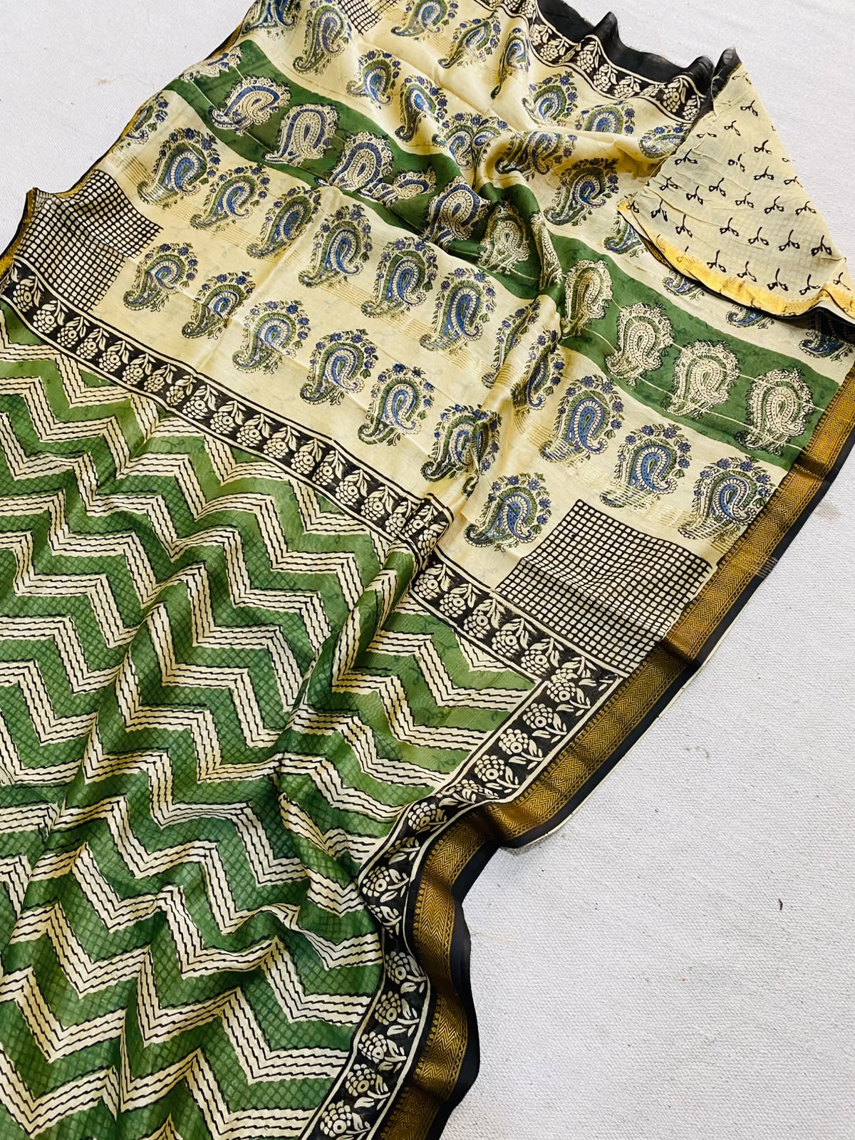 Let’s Wear #ethicallymade✅
🍁Beautifully Crafted Maheshwari Silk Saree  collection🍁
 Specially Designed in Bagru  jahota rapid dabu hand block print
100% Natural Dye
Fabric : Maheshwari Silk 
Length : 5.5 Meters
Blouse Piece : 0.90 Meter
