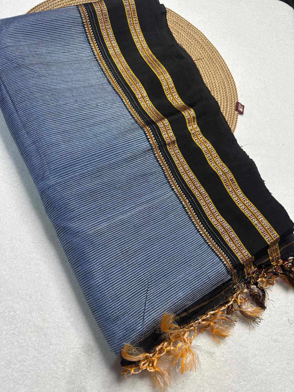 Material - viscos by cotton
Border - gayitri border
Saree Name -ilkal Gayatri micro checks saree
Pallu -cotton pallu
Blouse -running
Handloom -yes
Saree length- 7.2