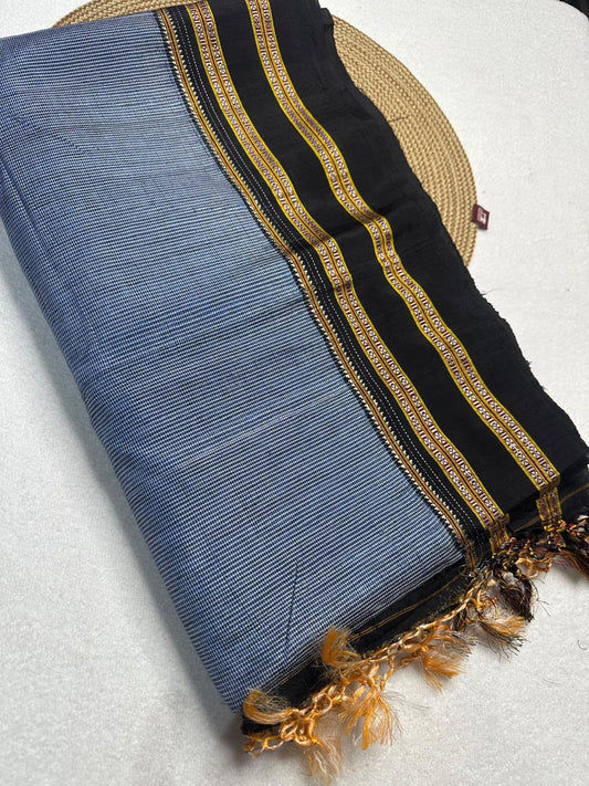 Material - viscos by cotton
Border - gayitri border
Saree Name -ilkal Gayatri micro checks saree
Pallu -cotton pallu
Blouse -running
Handloom -yes
Saree length- 7.2