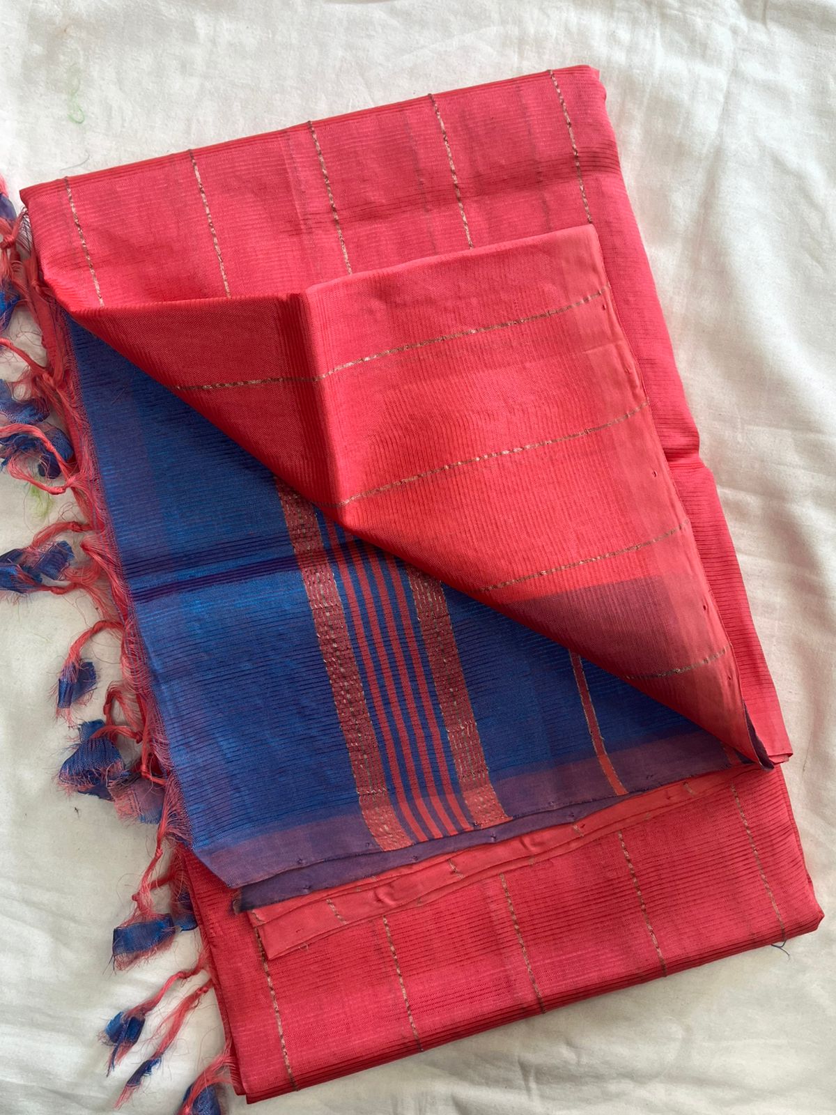 **Material **:- Mangalagiri handloom pattu by cotton 

**Model **:- all-over zari lines model sarees 

Contrast zari lines pallu & blouse