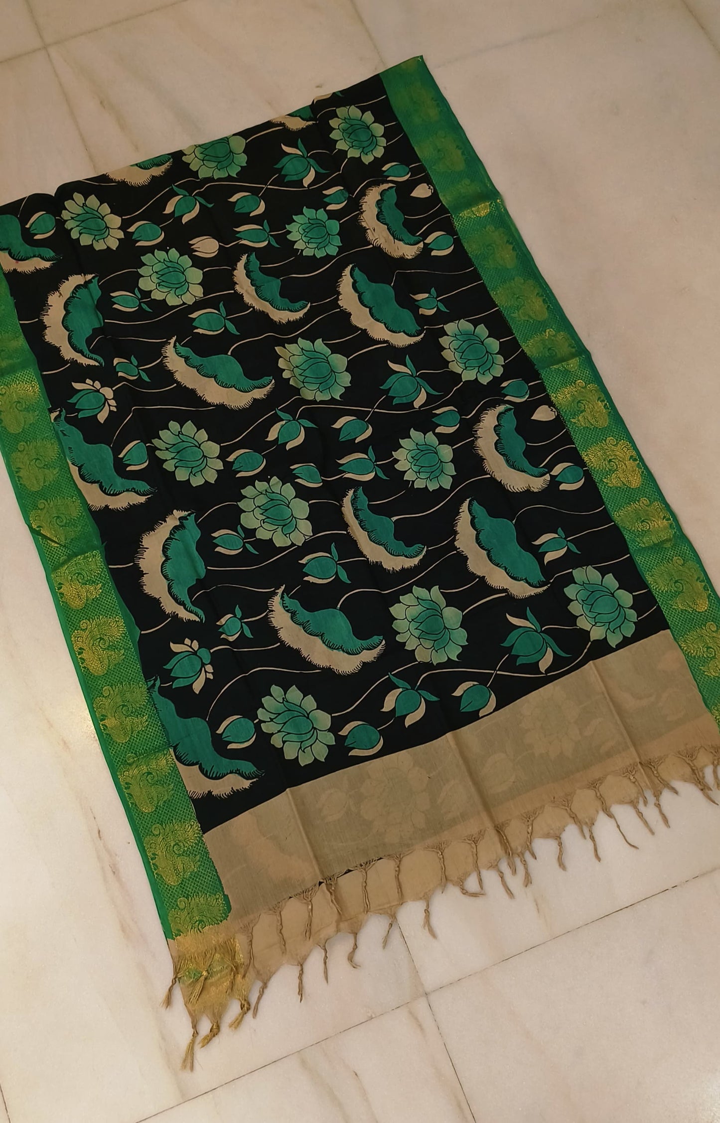 Namala | mangalgiri cotton dupatta with kalamkari work