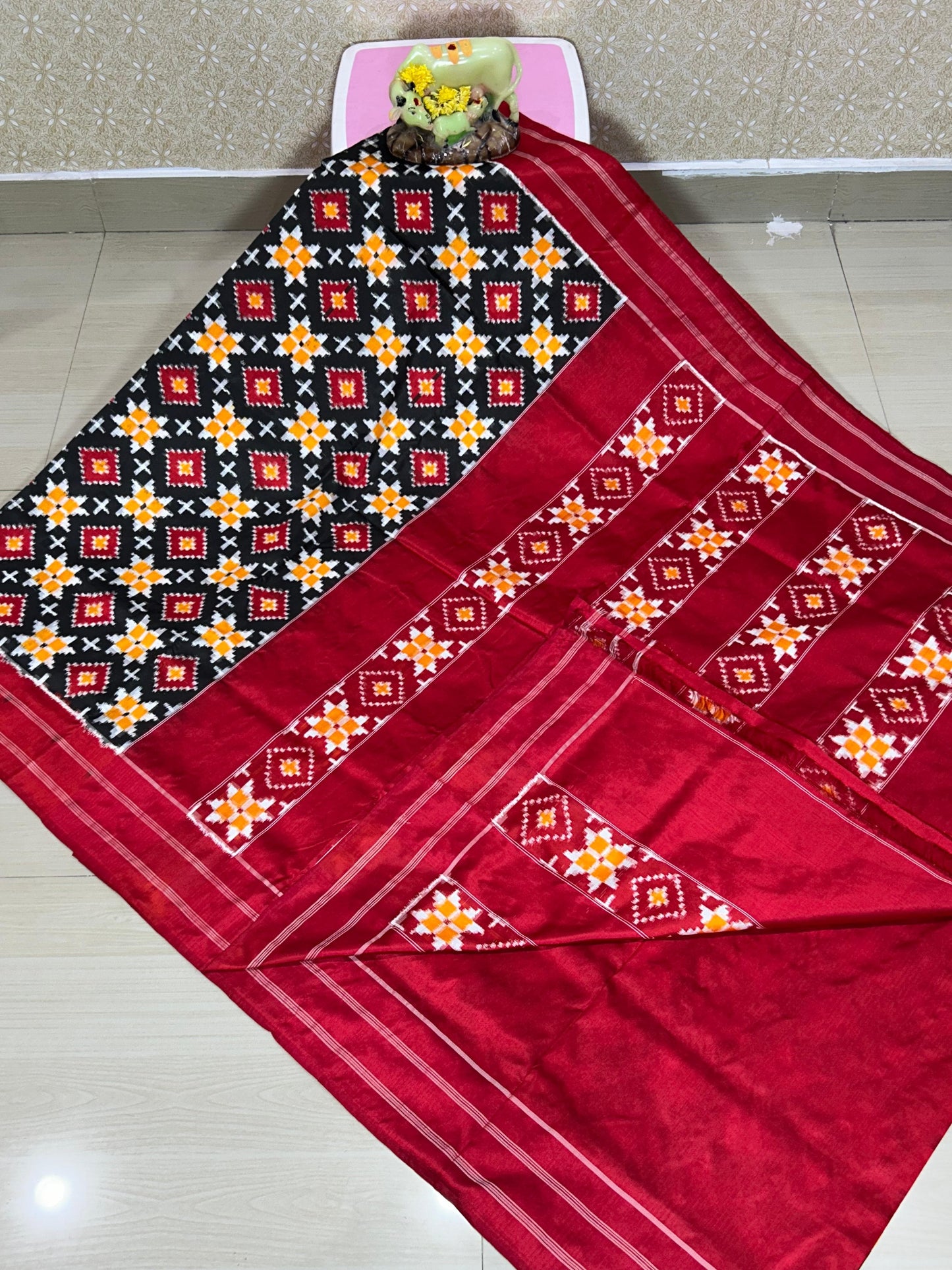 Tej | Telia Rumal Saree