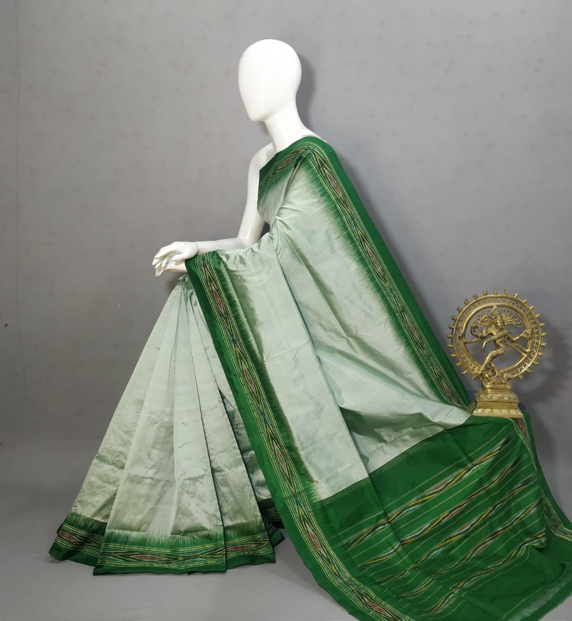 Kavinya | Ikat Pure Silk Saree