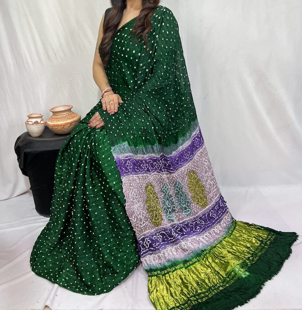 Banteya |  Bandhej Saree