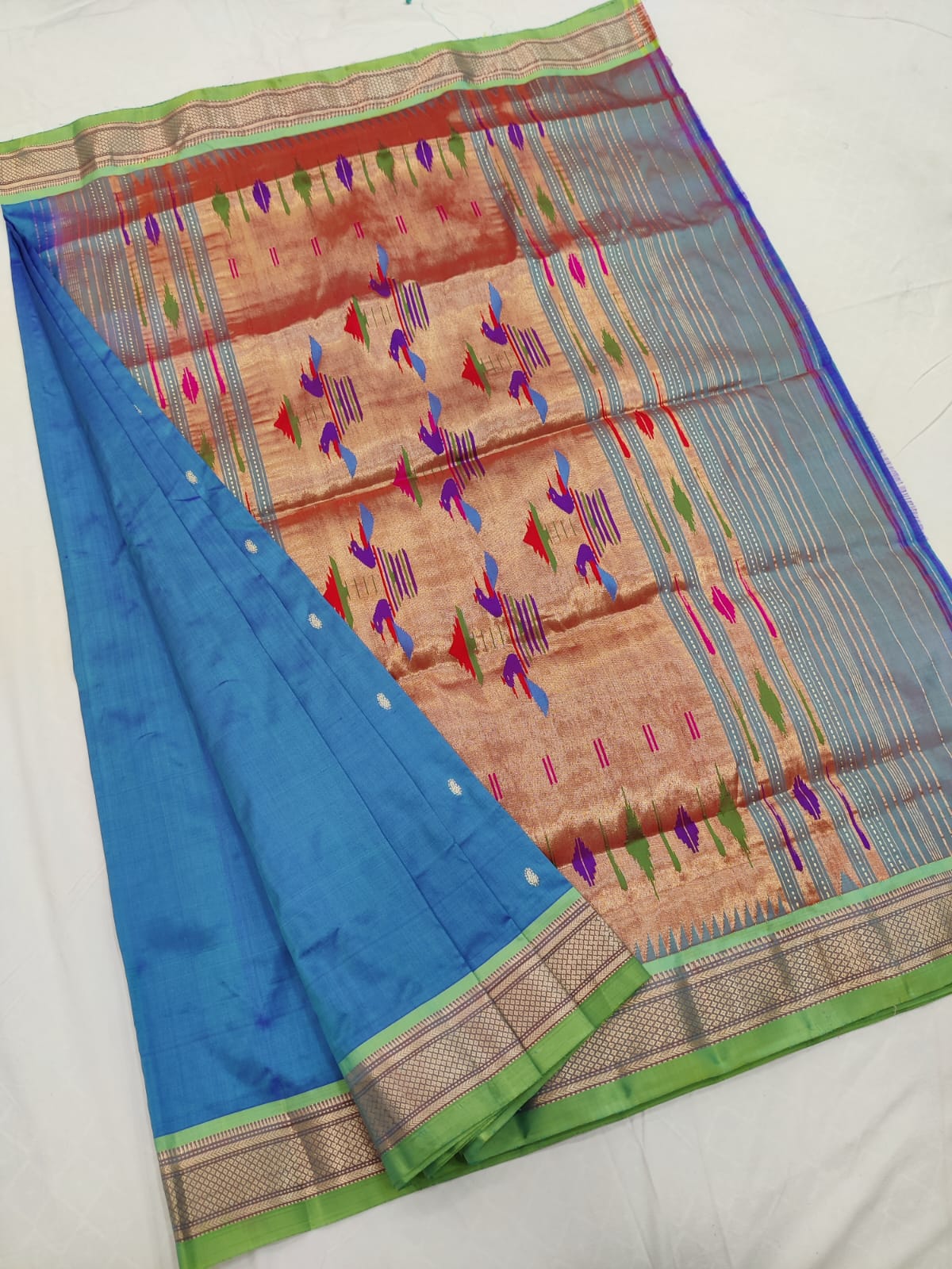 Bhavisha | Pure handloom silk paithani