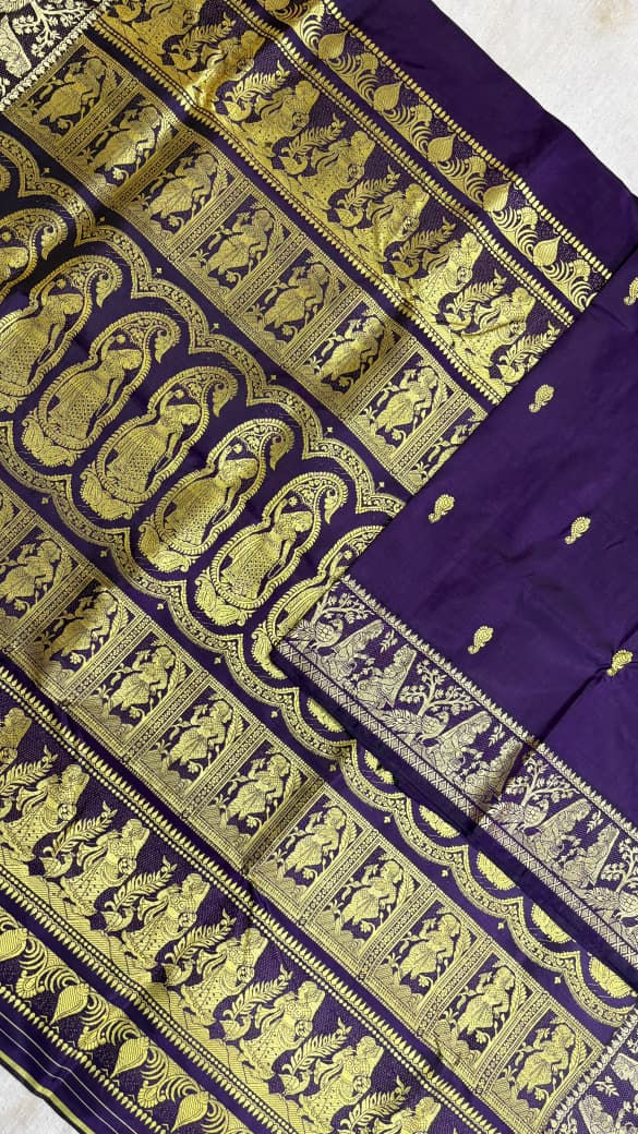 Baluchari sarees.
Material silk with bp.
With silkmark.
