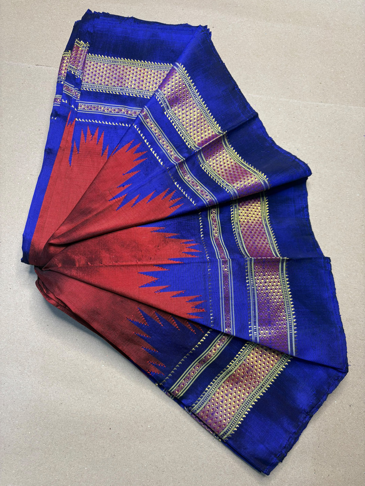 100%silk saree chikki paras Temple silk saree silk pallu contrast saree 6.2m