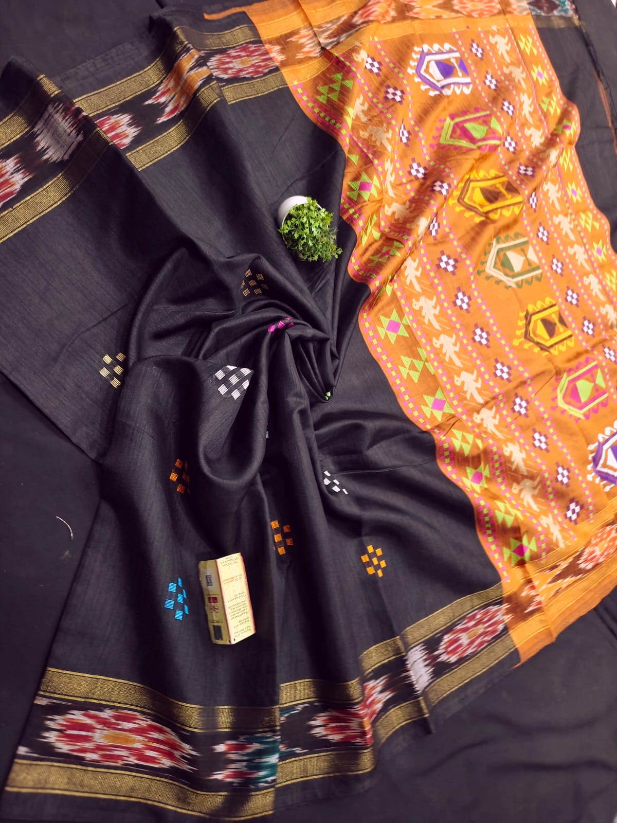 pure raw silk zari ikkat  border body buta design saree dolavedy contrast pallu with contrast blouse saree*
 raw silk saree
silk mark certified
handloom weaved
