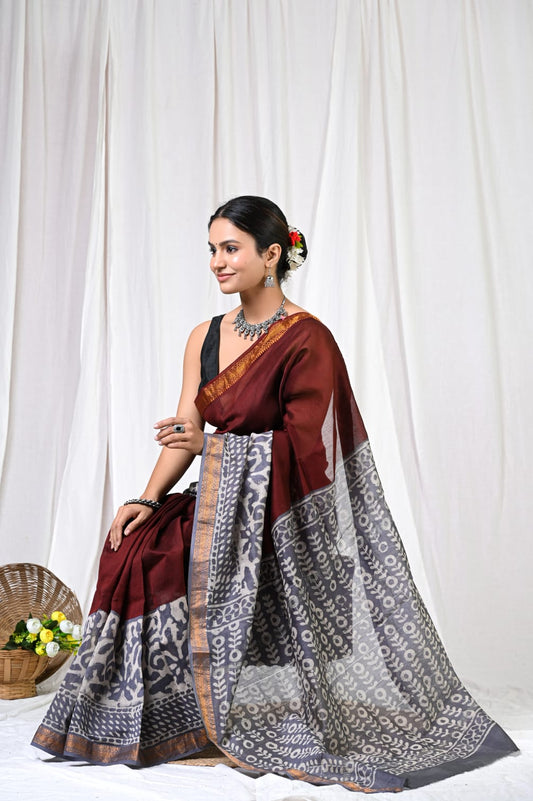 🍁new arrival🍁
Naspal pomegranate print 
👌Maheswari silk saree👌
Hand block printed Maheswari silk sarees with blouse
Size- 6.5 with blouse
Quality- silk by silk
Approx weight- 470 gram
👉Pure hand block
 