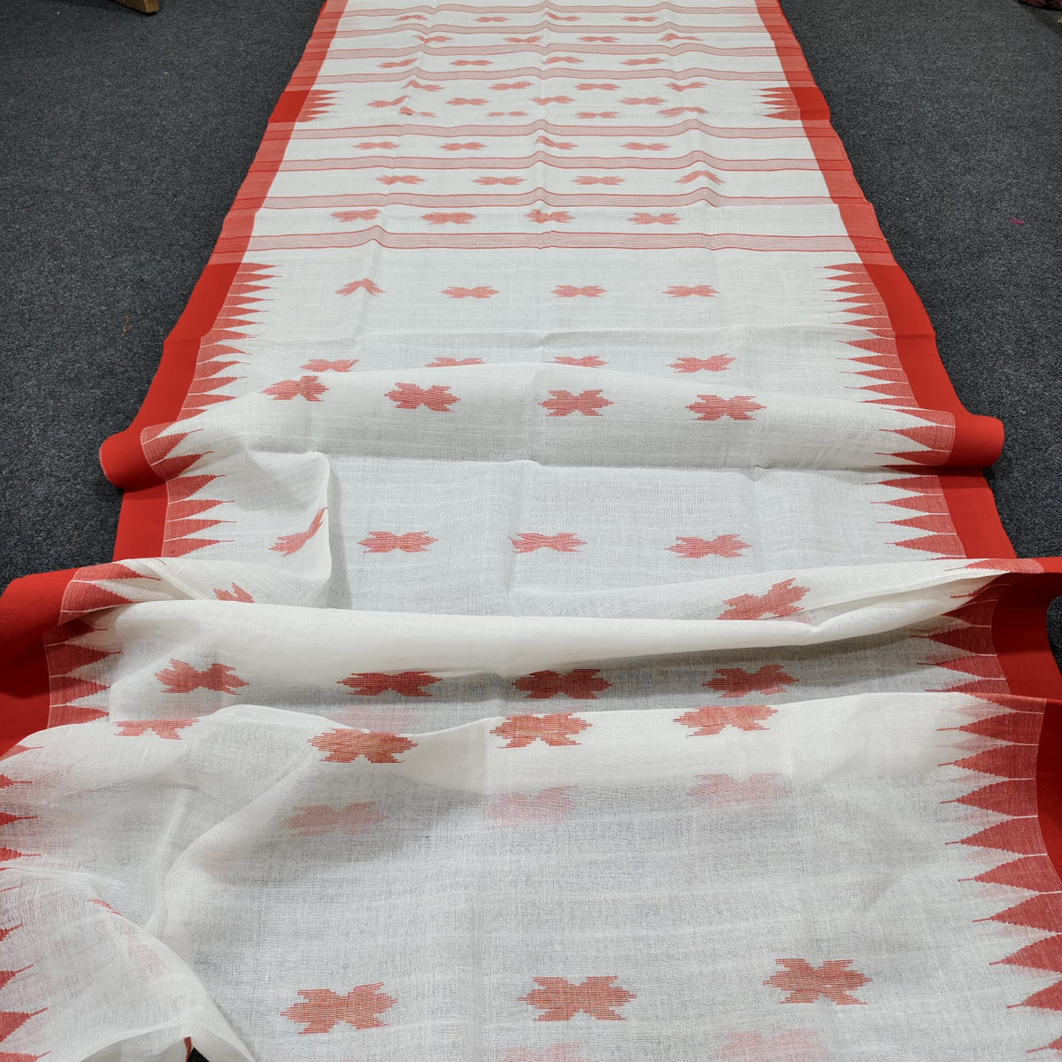 Authentic handloom
 monipuri cotton saree
With bp
