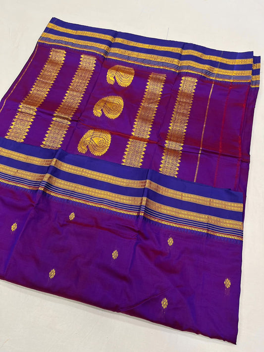 *Narayanpeth silk saree*
Running blouse 
Shoulder butti 
Pure silk
*Price: 6300/- + ship*