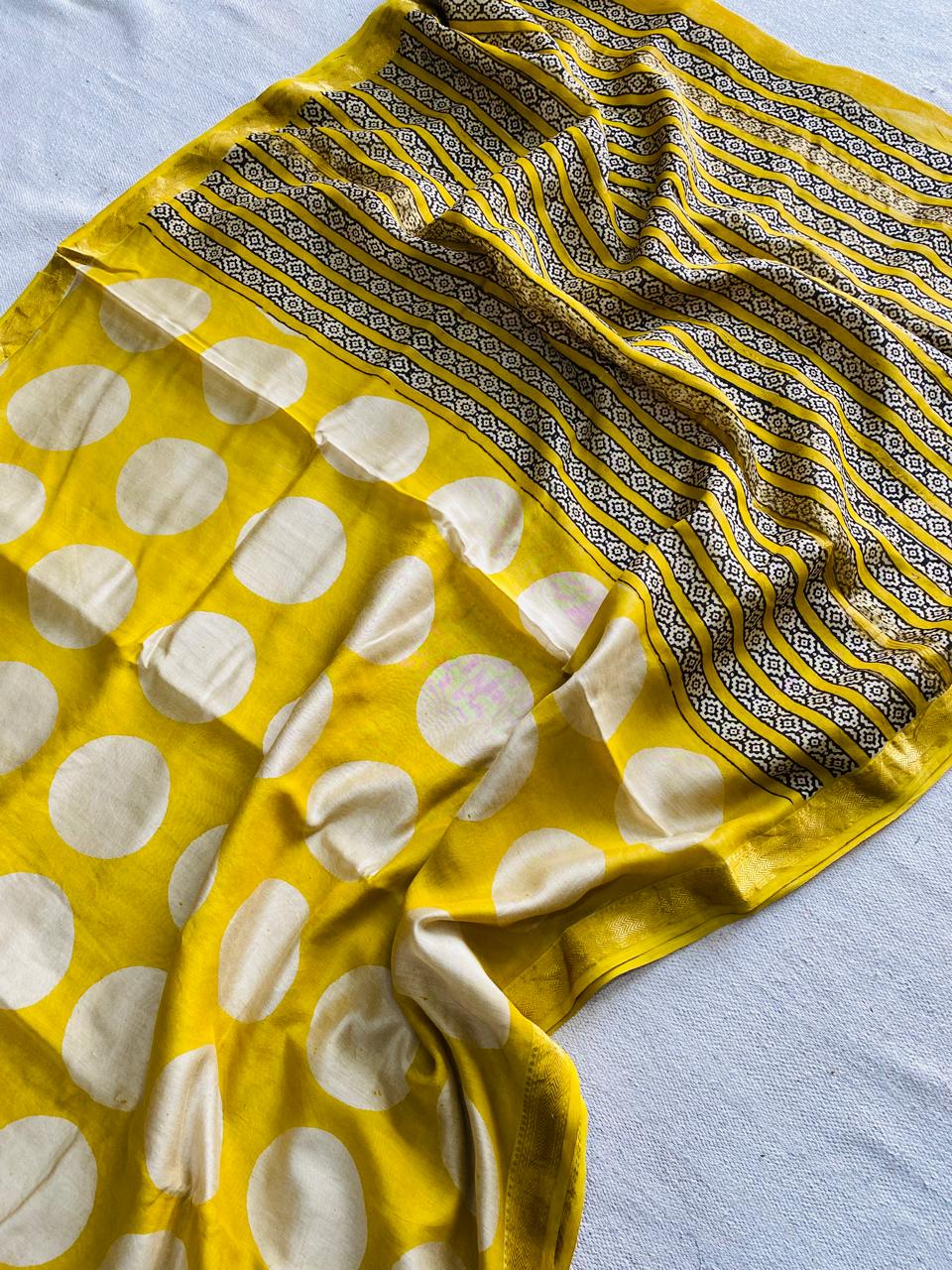Let’s Wear #ethicallymade✅
🍁Beautifully Crafted Maheshwari Silk Saree  collection🍁
 Specially Designed in Bagru  jahota rapid dabu hand block print
100% Natural Dye
Fabric : Maheshwari Silk 
Length : 5.5 Meters
Blouse Piece : 0.90 Meter
