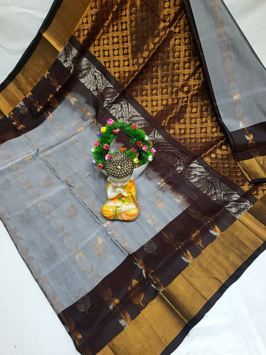 🌹💐uppada pattu 💐
🌹💐Butterfly checks Buta sarees 
Fabric:  uppada pattu /pattu 🌹💐
