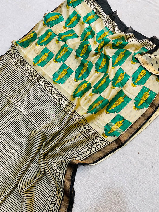 Let’s Wear #ethicallymade✅
🍁Beautifully Crafted Maheshwari Silk Saree  collection🍁
 Specially Designed in Bagru  jahota rapid dabu hand block print
100% Natural Dye
Fabric : Maheshwari Silk 
Length : 5.5 Meters
Blouse Piece : 0.90 Meter
