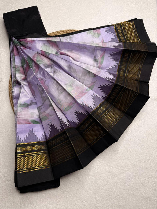 Material - pure silk 
Border - chikki paras
Saree Name -ilkal pure silk horizontal and also vertical stripes jari with temple border saree
Pallu -silk pallu
Blouse -contrast
Handloom -yes
Saree length- 6.2
