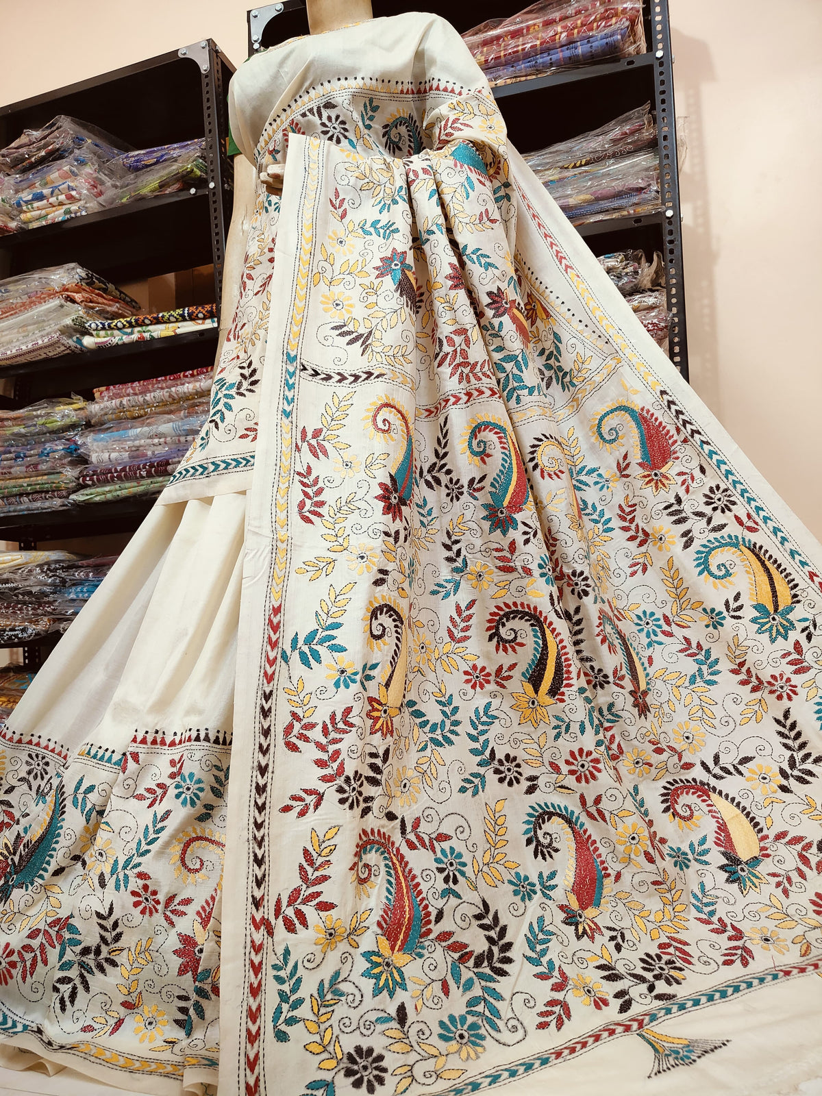 *EXCLUSIVE COLLECTION OF HAND KANTHA & GUJRATI STICH ON PREMIUM QUALITY PURE TUSSAR SILK*
WITH WORK BP

