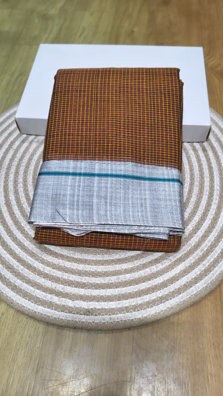 Handwoven patteda anchu saree in pure cotton