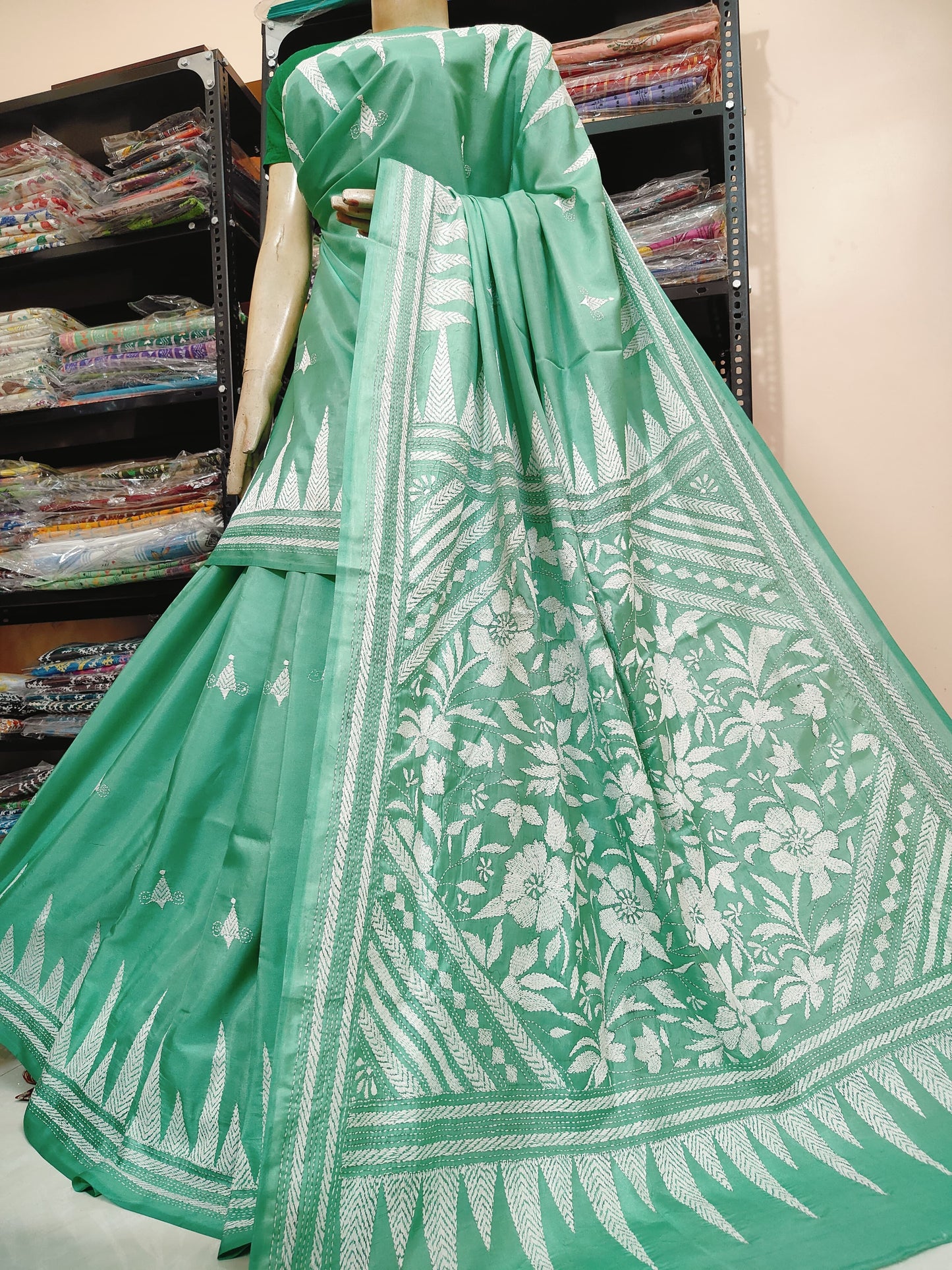 Traditional Shantiniketan hand Kanthastitch saree On 
Belendend bangalore silk Material 
With Kanthastitch Work Bp