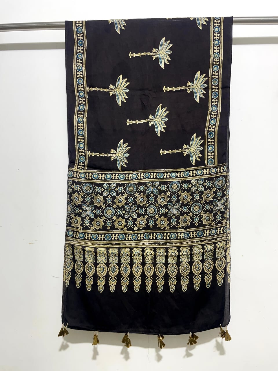 Aakriti | Ajrakh Stole