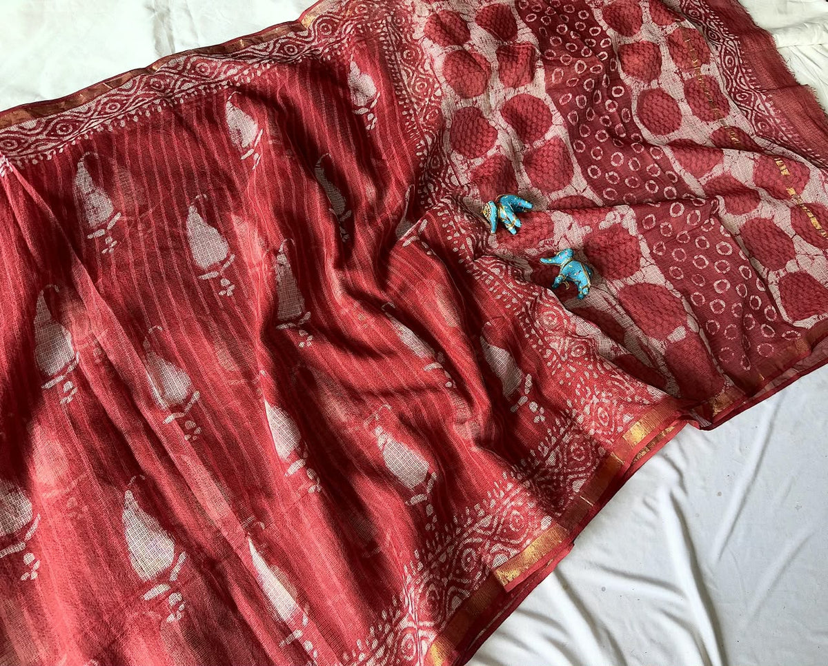 Summer special collection
Vanaspati ajark print

🥻🥻🥻🥻🥻🥻
 Kota saree new collection of Bagru print 
New collection Saree Kota Doriya .
Hand made 
Block print , Dabu print , Bagru print , vaspati print, ajark prijt
Saree length 5.5 mtr
Blouse.  80cm
Hand block printed