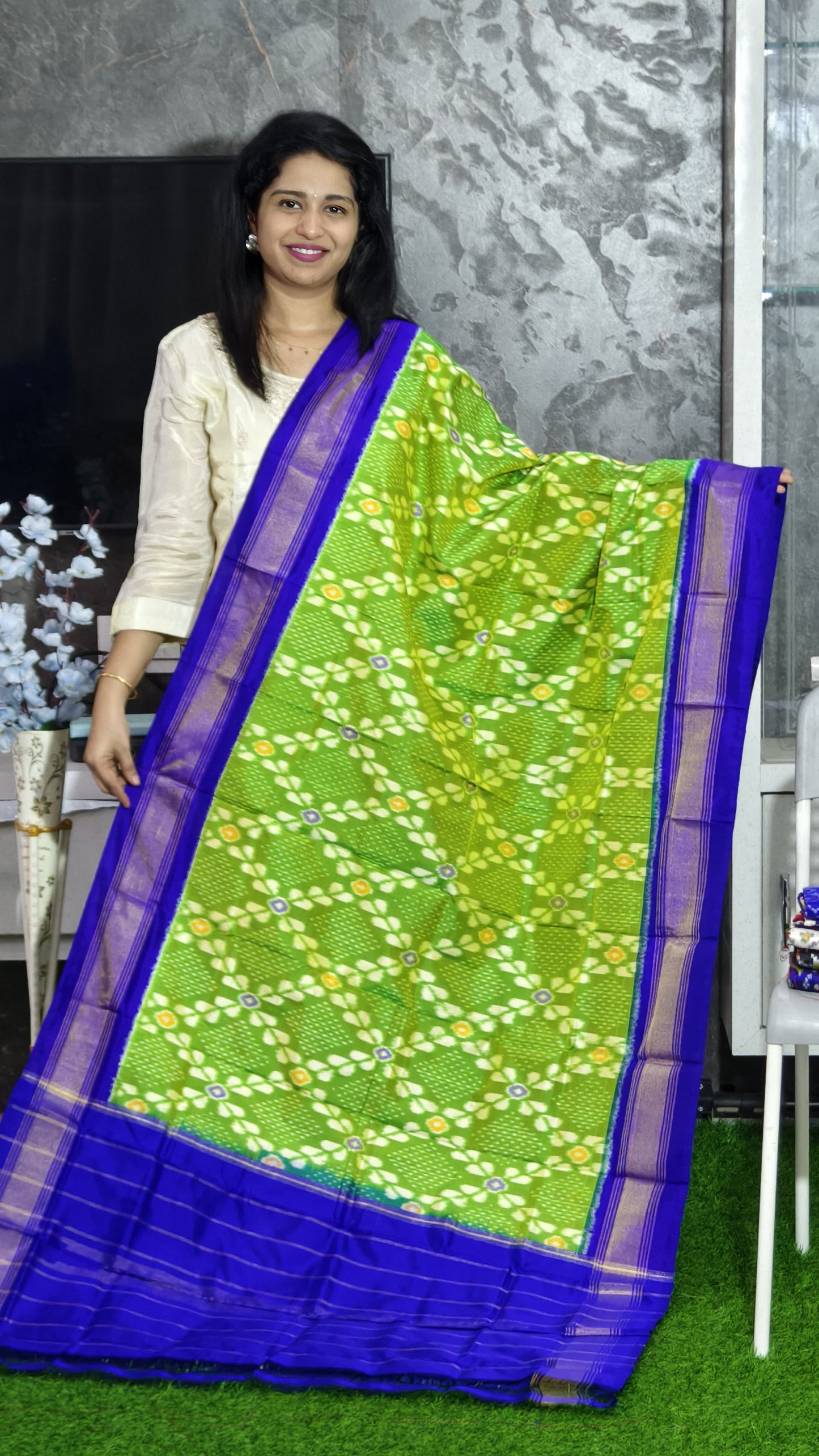 Isha | Ikat pure silk dupatta