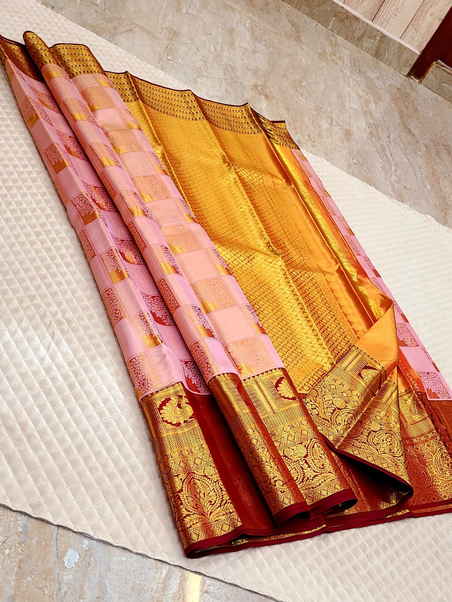 *100% PURE  KANCHIPURAM HANDWOVEN PREMIUM QUALITY 2G TISSUE BRIDAL SILK SAREES*

*2 GRAM GOLD PURE ZARI WEAVING*
*SILK MARK CERTIFICATE ATTACHED*

Own manufacturing unit from kanchipuram 

Video call shopping available