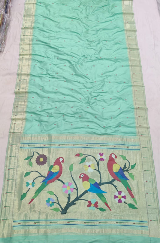 Ayoti | Ek Muniya Paithani Saree