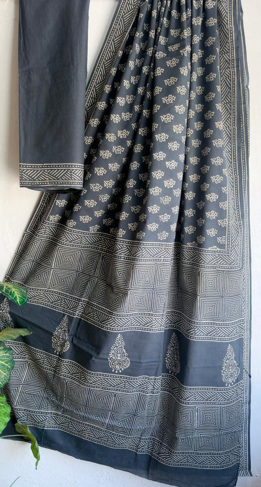 block prints on mul cotton