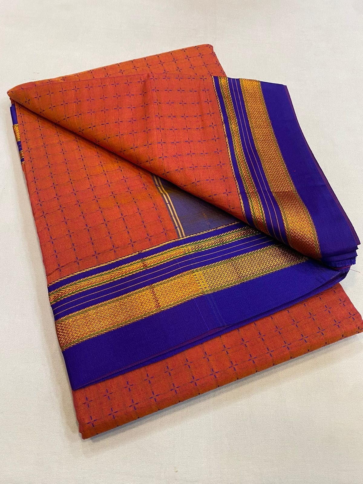 Turvi | Chukki Star Ilkal and Art silk With Cotton Saree