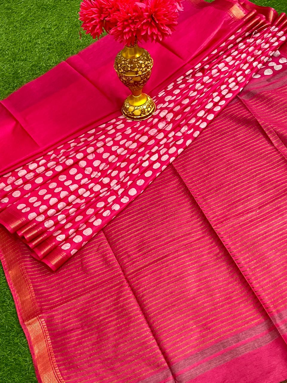 Omaja | KOTA STAPLE BANARSI BORDER SILK SAREE WITH BATIK PRINT