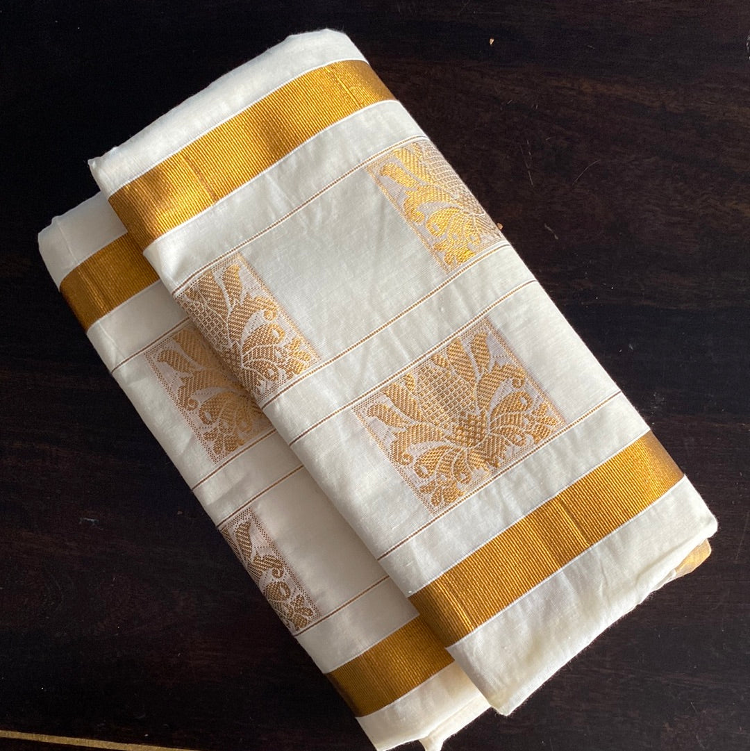 Kasavu saree