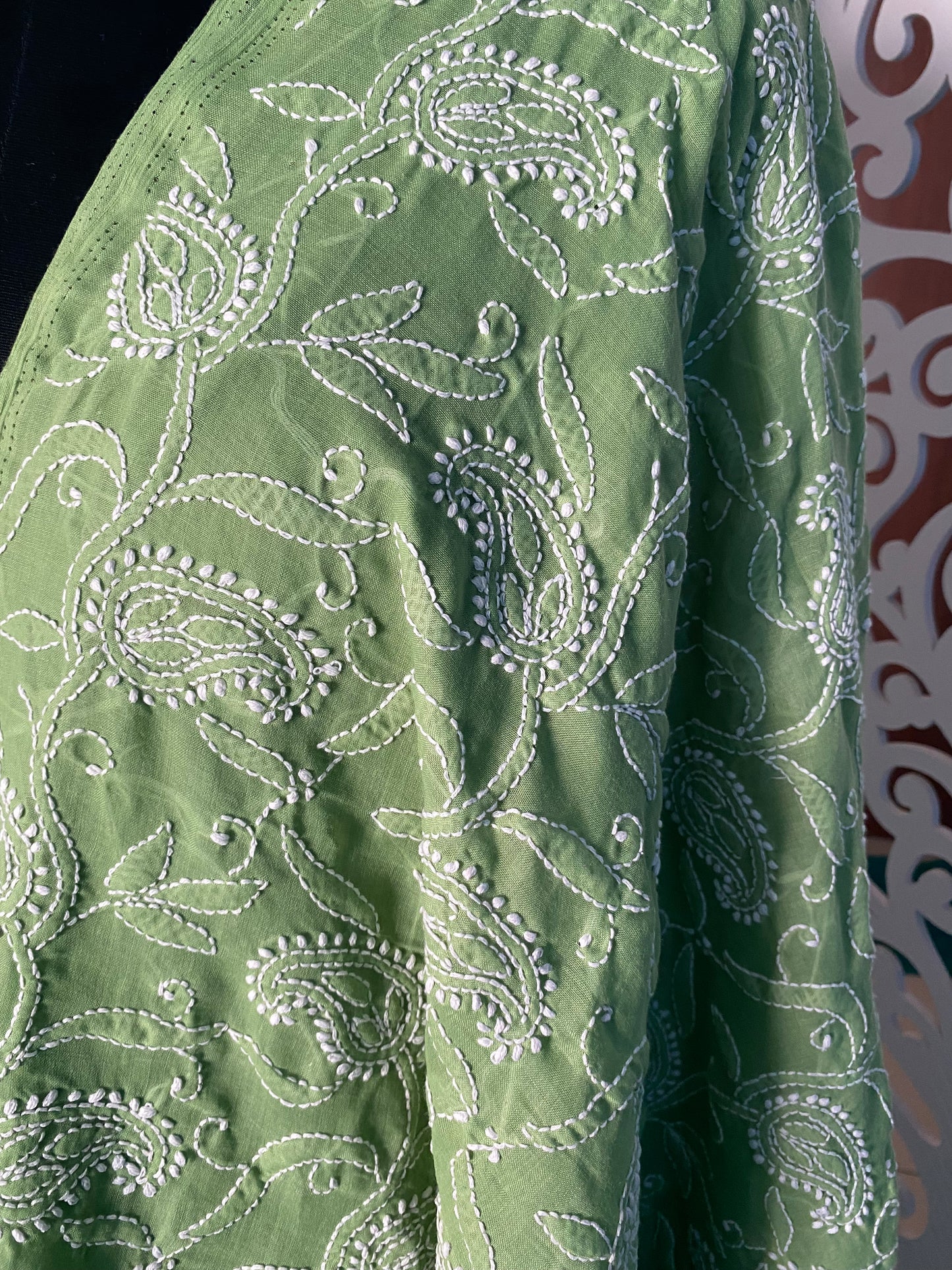 Chikankari on Cotton with floral motifs