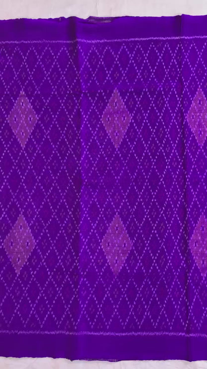 Amisha | patola shawl