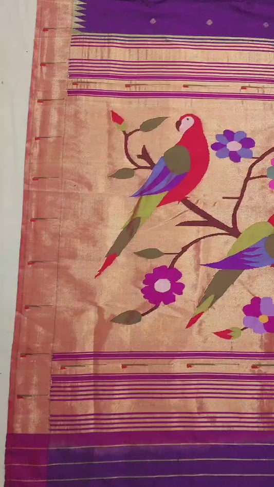 Pankti | Ek Muniya Paithani Saree