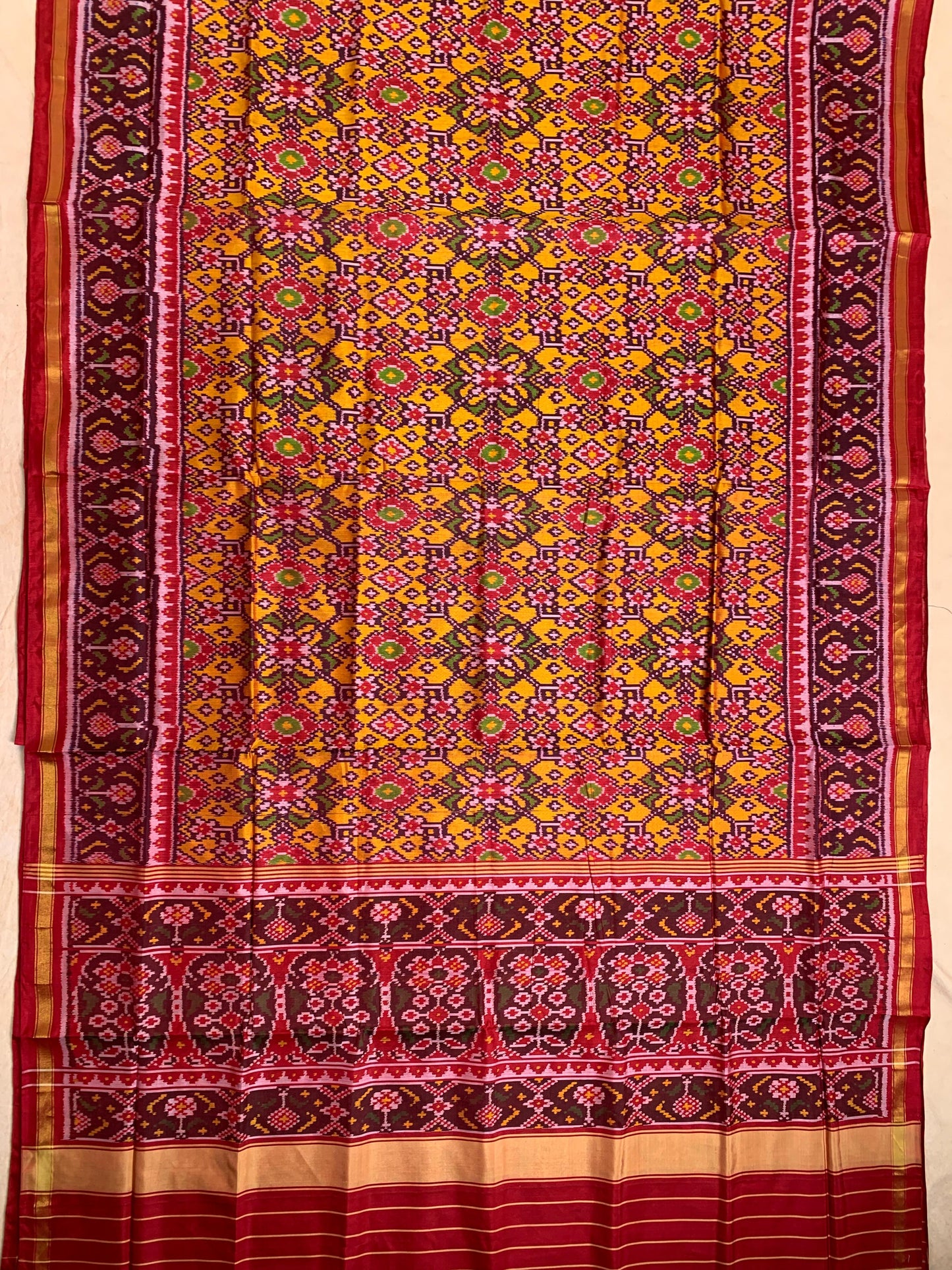 Alizeh | Single Ikat Patola saree