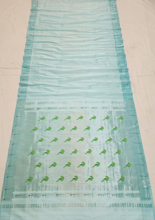 Prinita |  Muniya Paithani Saree