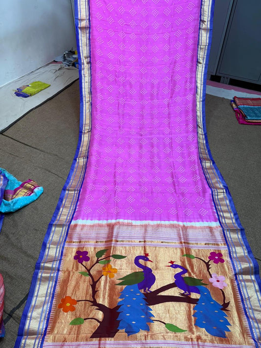 Prim | bandhni paithani