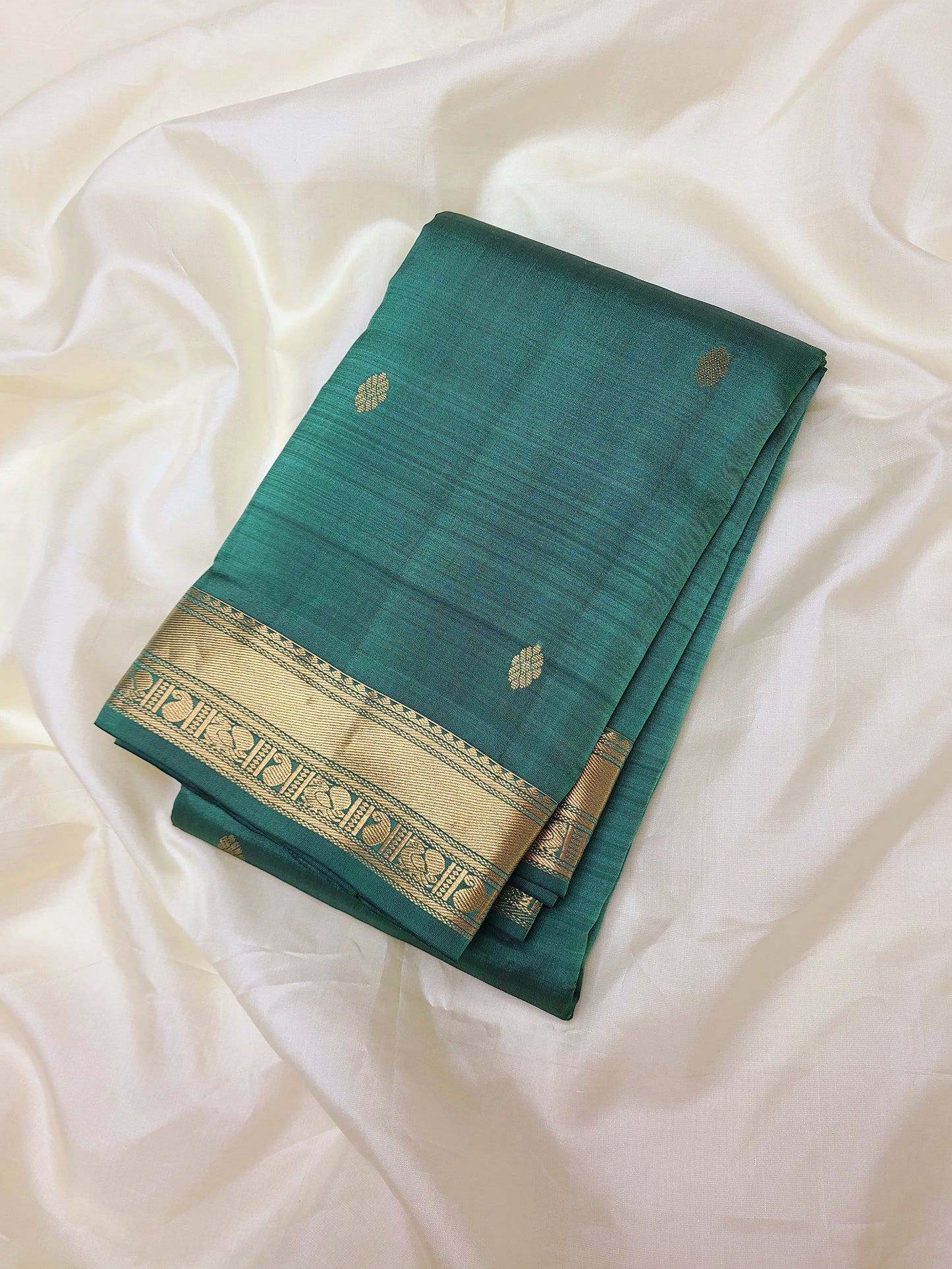 Kinara | kanjeevaram saree