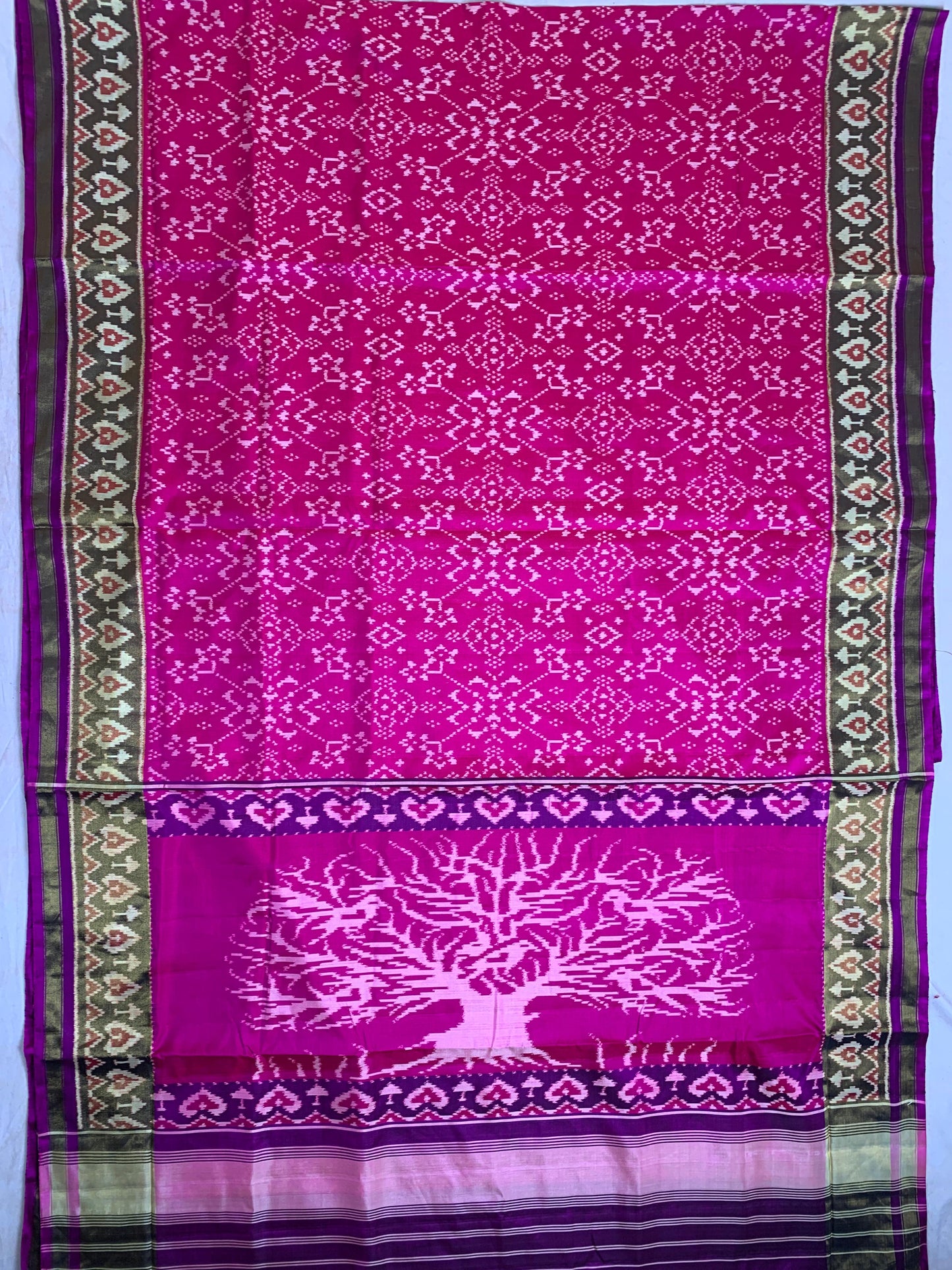 Ishika | Single Ikat Patola saree