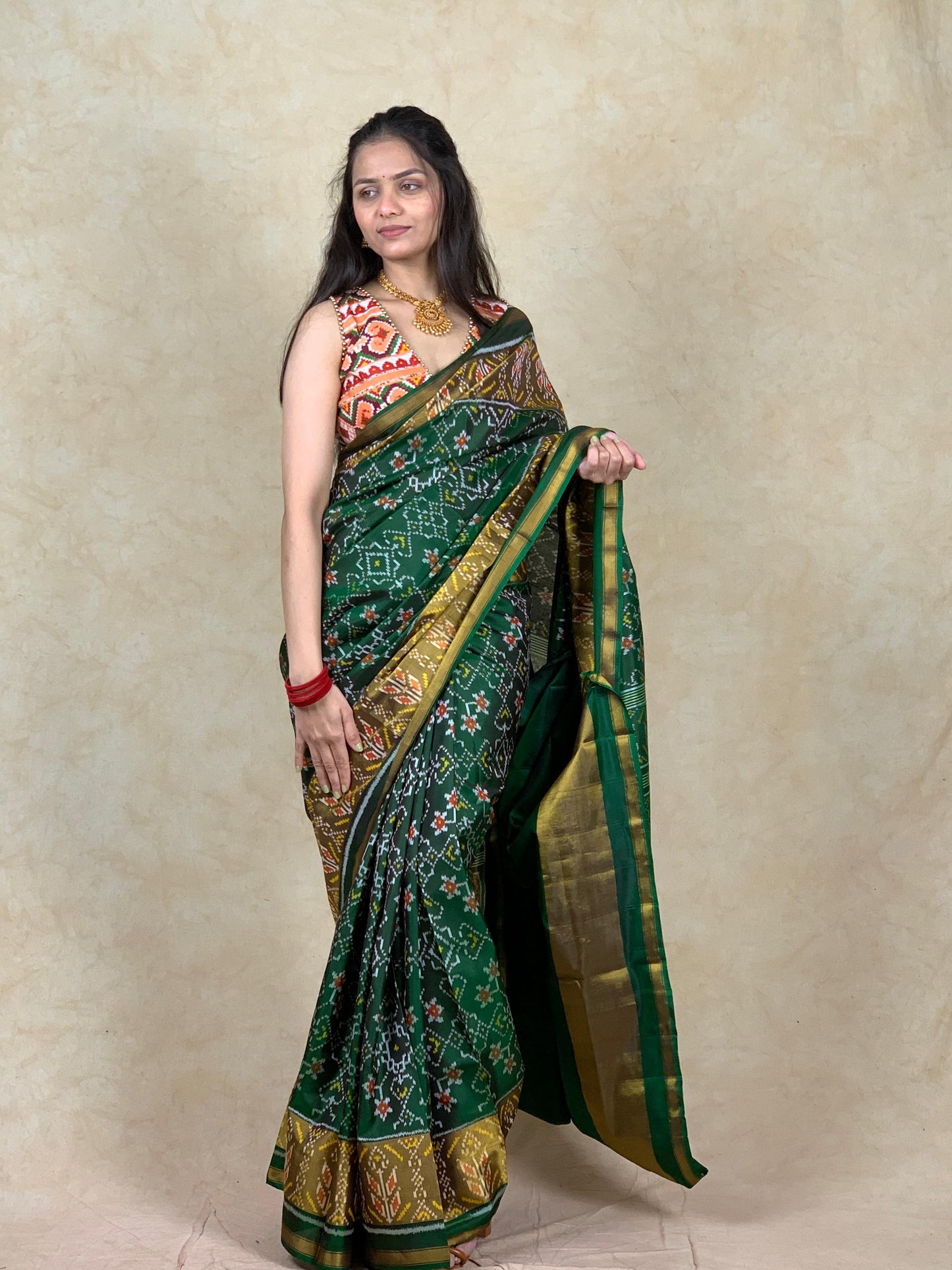 Kintuk | Single Ikat Patola saree