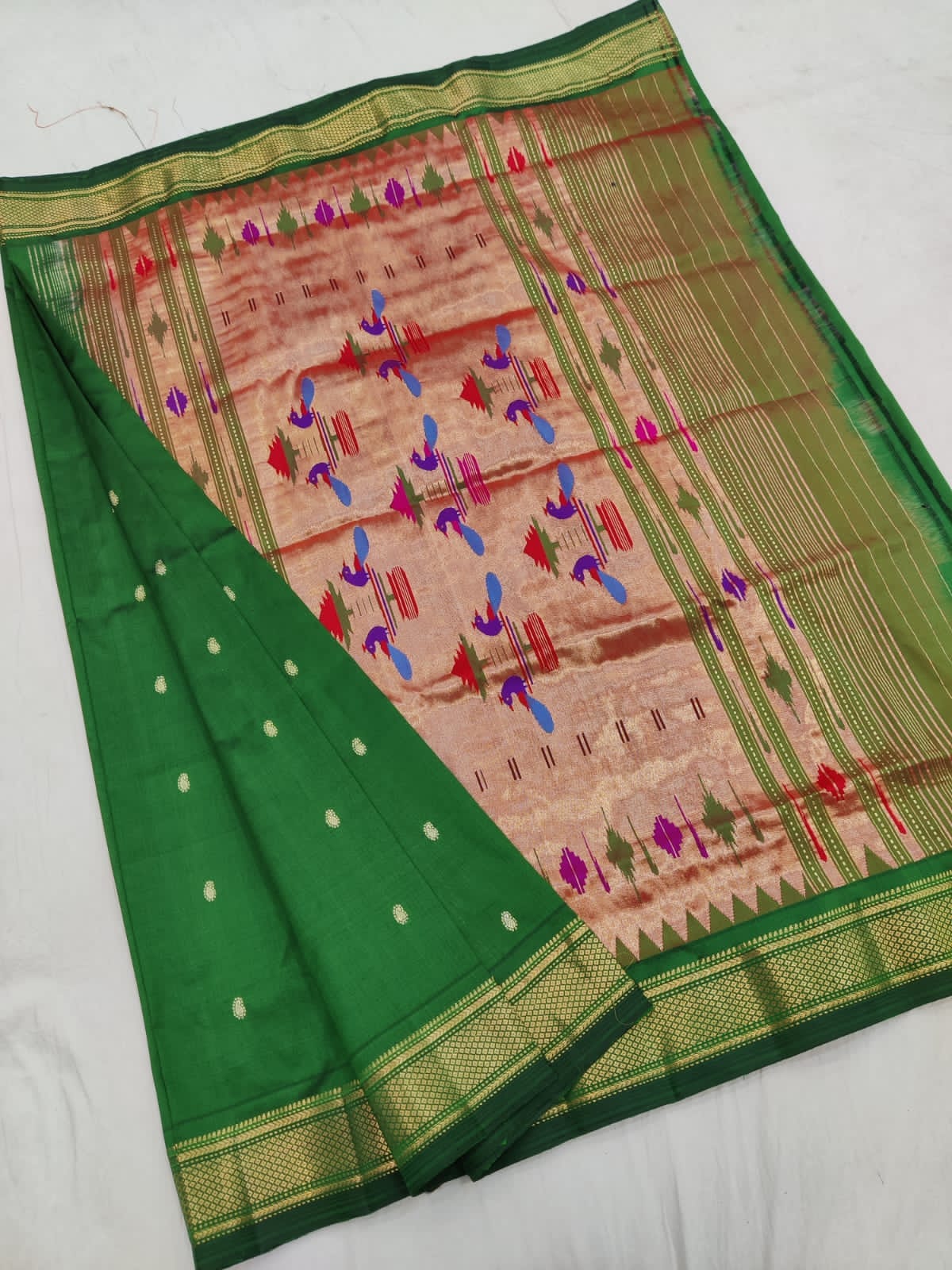 Rashmi | Pure silk handloom Paithani Saree