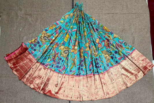Vaishali | kalamkari skirt on teen muniya paithani