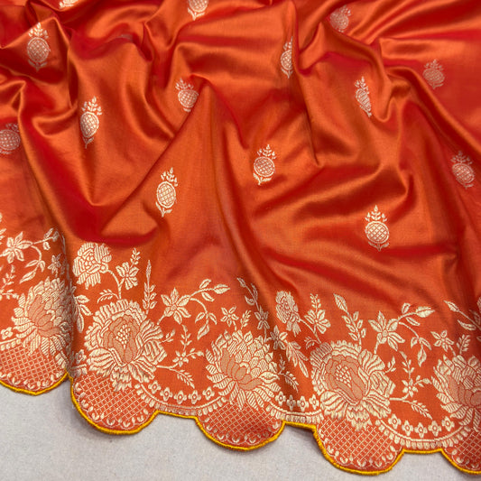Naringi / katan silk banarasi with scallop borders