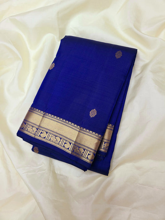 Kinj | kanjeevaram saree