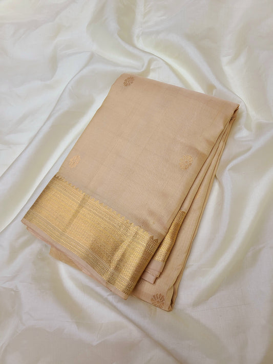 Kinia | kanjeevaram saree